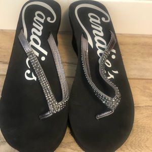 CANDIES wedge bling flipflops